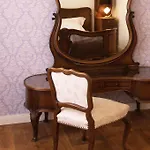 Lux Hotel