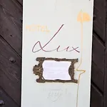 Hotel Lux *