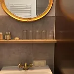 Lux Hotel