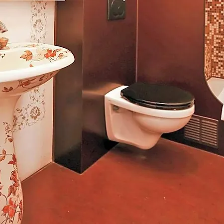 Hotel Lux